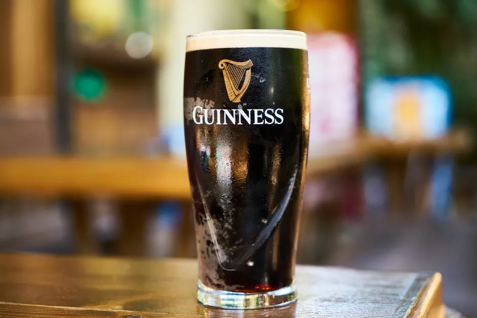 What Is a Stout: Roasted Malts, Dark Color, and Bold Flavor